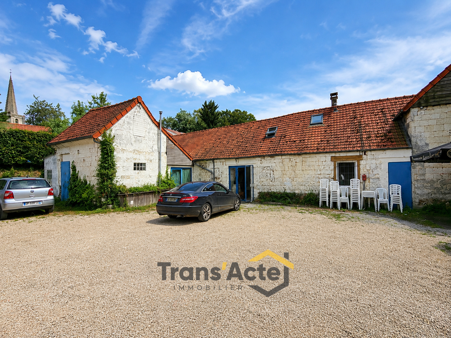IMMEUBLE MIXTE